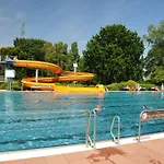 Hotel-pension Zum Hirsch Guest house