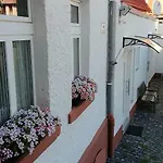 Hotel-pension Zum Hirsch Guest house Hattersheim am Main