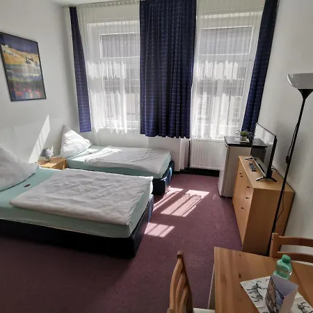 Guest house Hotel-pension Zum Hirsch