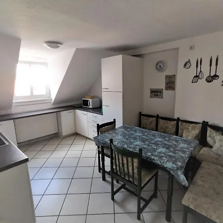 Hotel-pension Zum Hirsch Hattersheim am Main