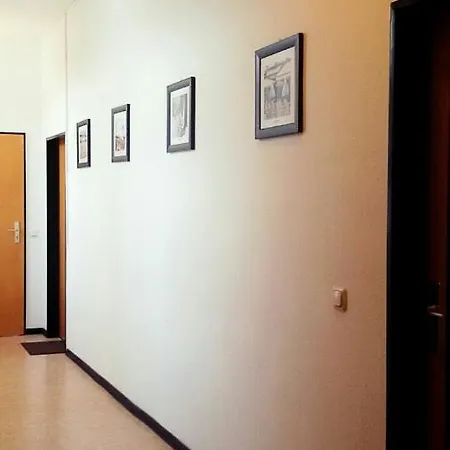 Hotel-pension Zum Hirsch Guest house *