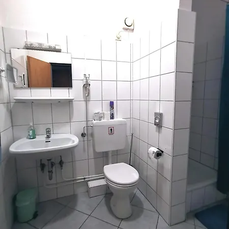 Hotel-pension Zum Hirsch Pensjonat 3*