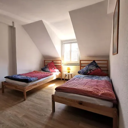 Hotel-pension Zum Hirsch Vendégház Hattersheim am Main