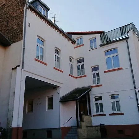 Hotel-pension Zum Hirsch Guest house *