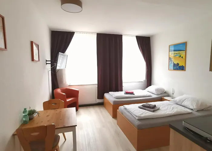 Hotel-pension Zum Hirsch Vendégház Hattersheim am Main