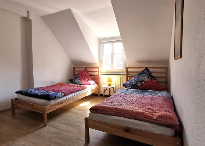 Hotel-pension Zum Hirsch Vendégház Hattersheim am Main